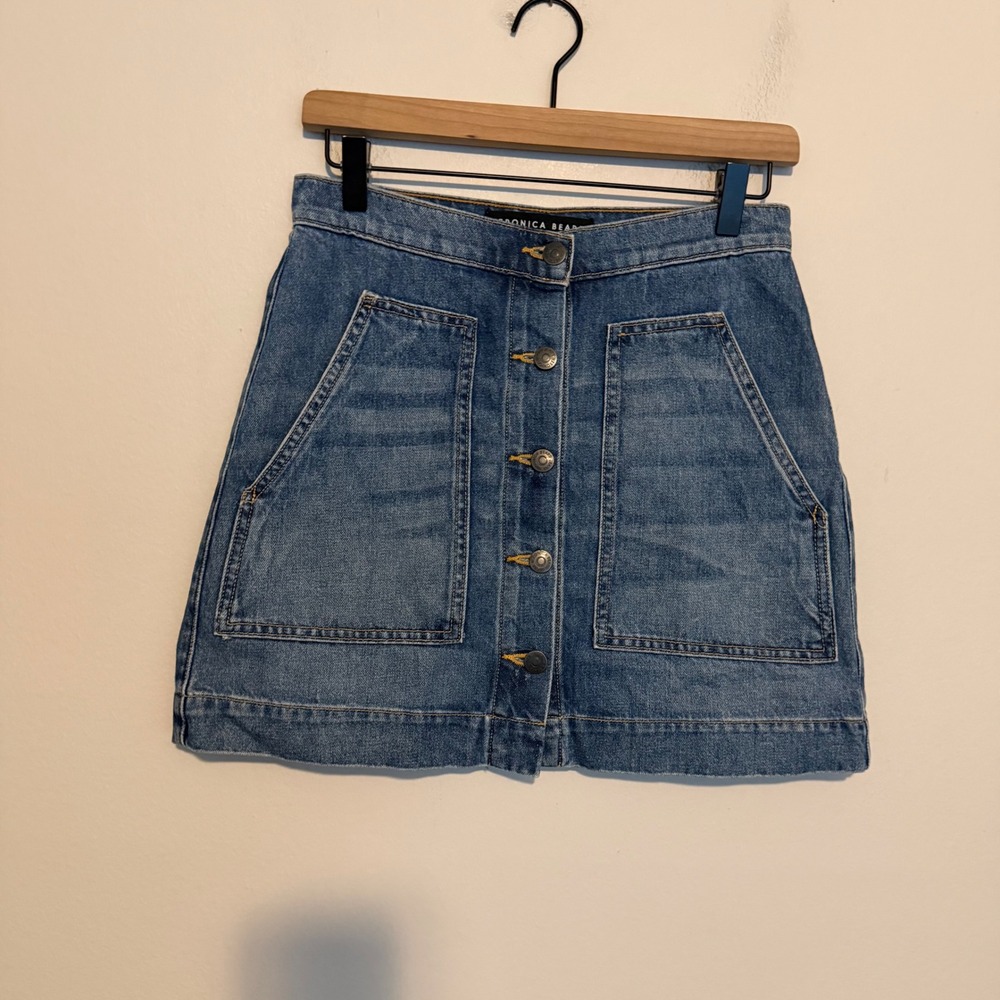Veronica Beard Moxie Denim Mini Skirt Size 26 Faded Cloud Blue Button Front USA